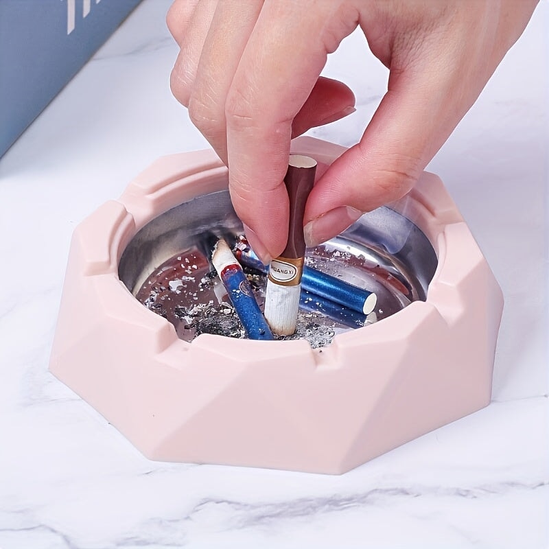 1pc Cute Pink Ashtray, Crown Decor Ashtray, Pink Creative Iron Home Ashtray For Home Office CO/B\HA 