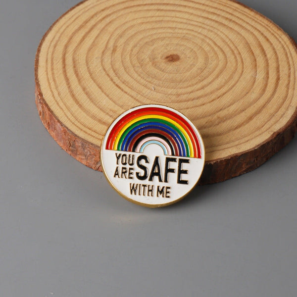 Pin: YOU ARE SAFE WITH ME Letter Brooch Pin Rainbow Shape Pattern LGBT Gay Pride Month Badge CO/B\HA 